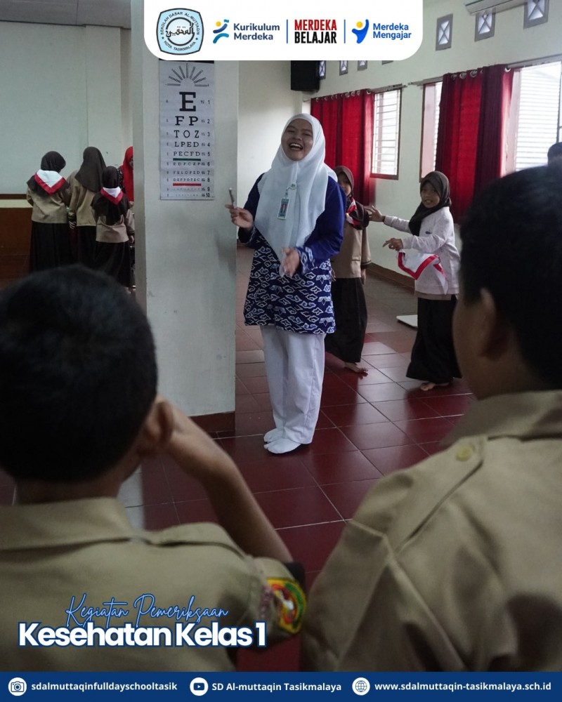 Kegiatan Pemeriksaan Kesehatan Siswa