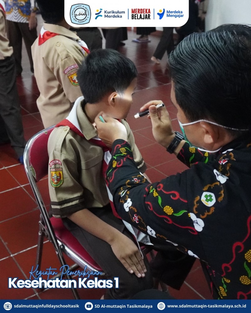 Kegiatan Pemeriksaan Kesehatan Siswa